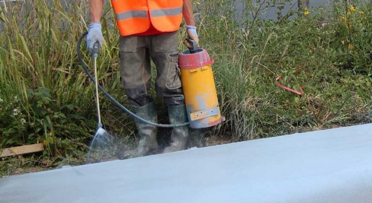 C'est quoi le produit de cure pour béton?  Beton Expert